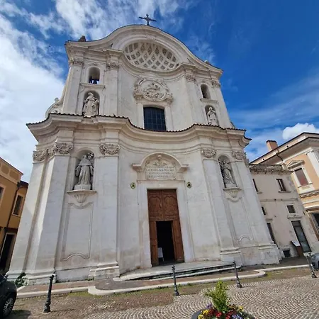 La Finestra Sul Cortile By Tramonti L'Aquila